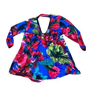 Woman’s Demi Loon floral water color blouse size 2X